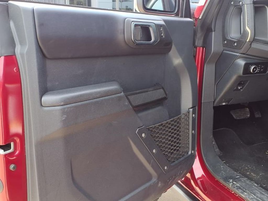 Used 2025 Ford Bronco Badlands SUV