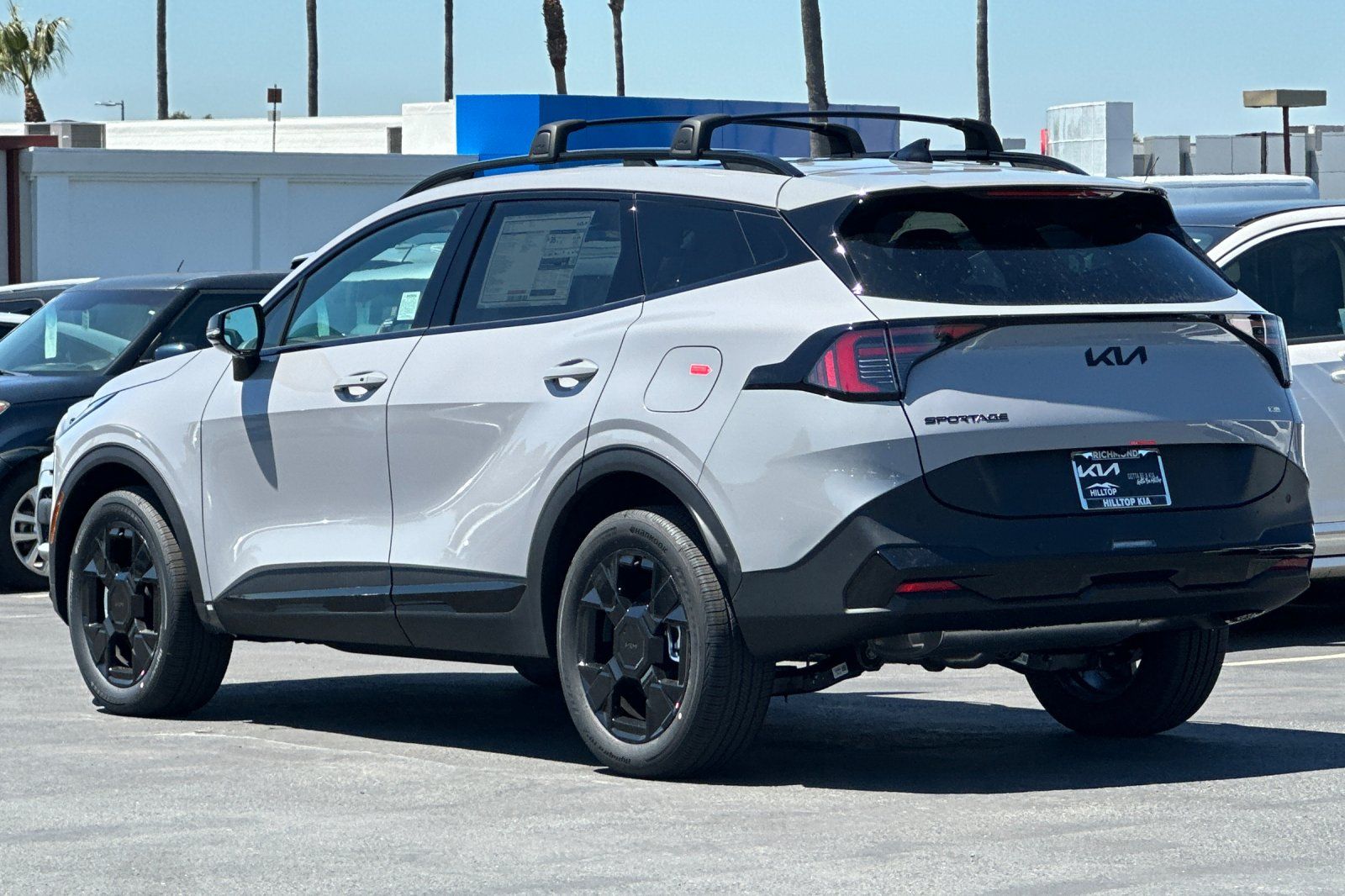View vehicle photo 6