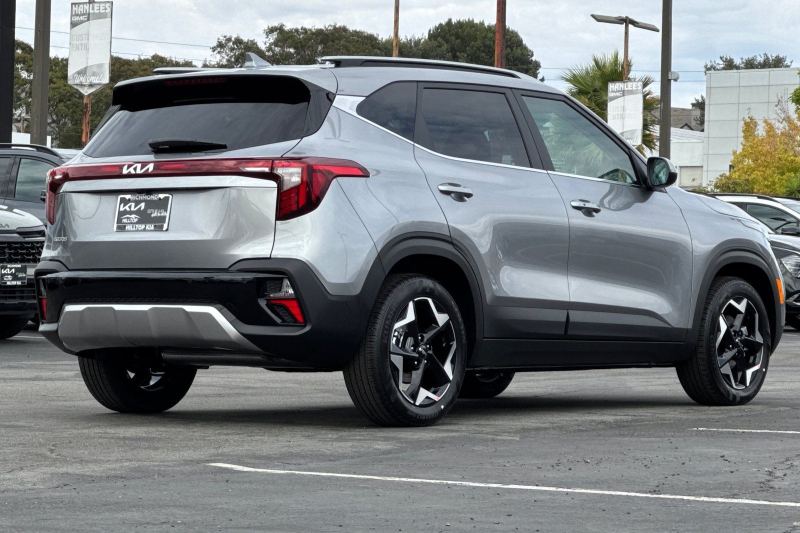 2026 Kia Seltos EX photo 4