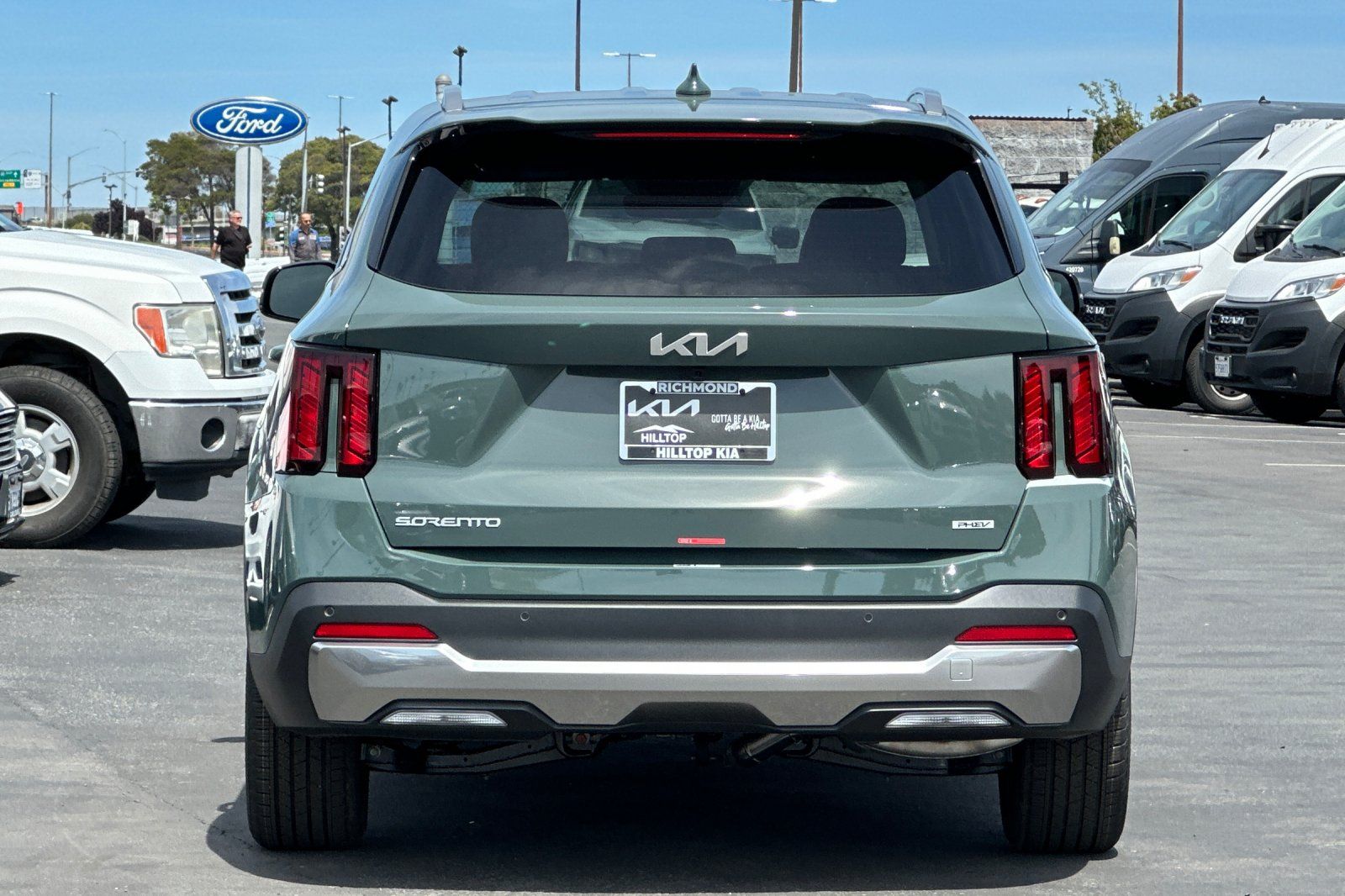 View vehicle photo 5