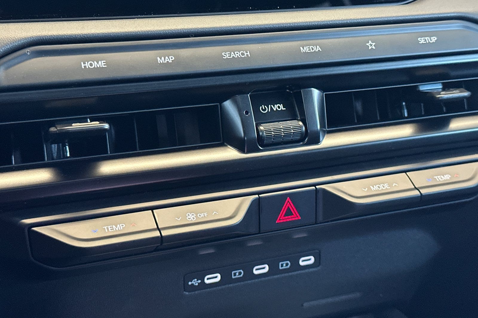 2027 Kia Telluride X-Pro SX - Photo 20