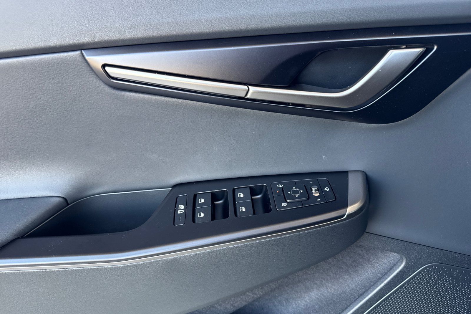 2025 Kia EV6 Light L/R - Photo 12