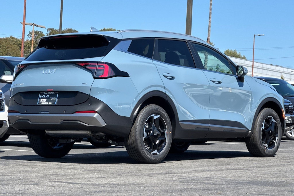 New 2026 Kia Sportage Hybrid EX SUV