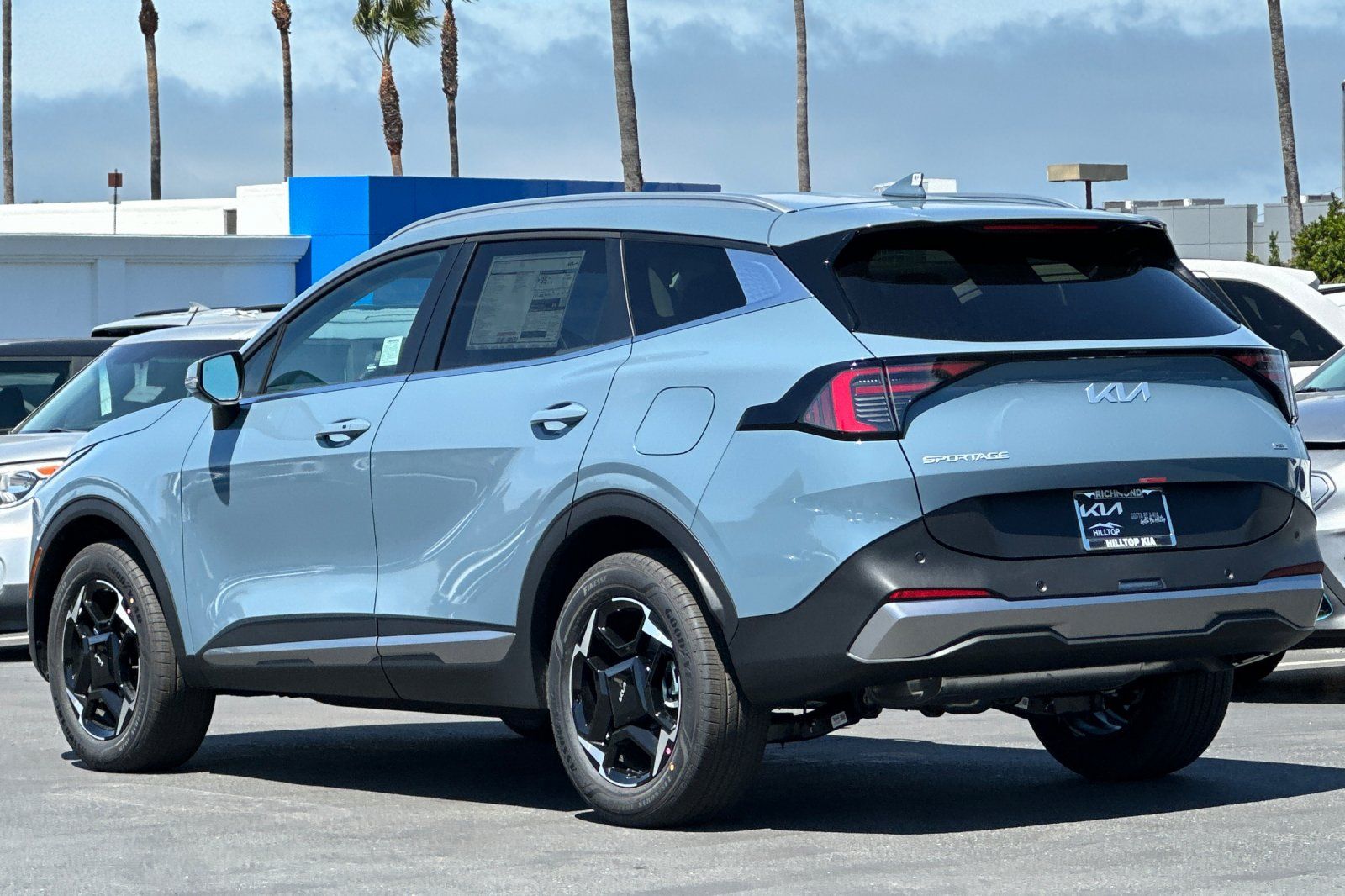 View vehicle photo 6