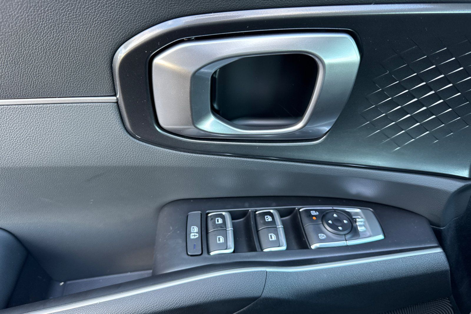 2026 Kia Sorento EX - Photo 11