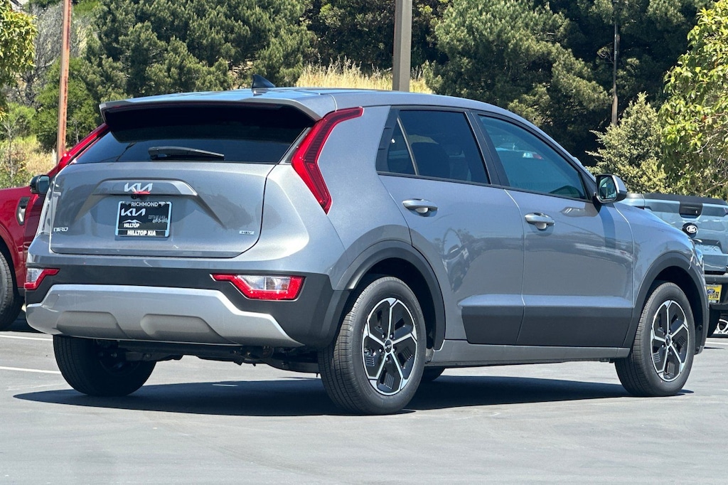 New 2026 Kia Niro LX SUV