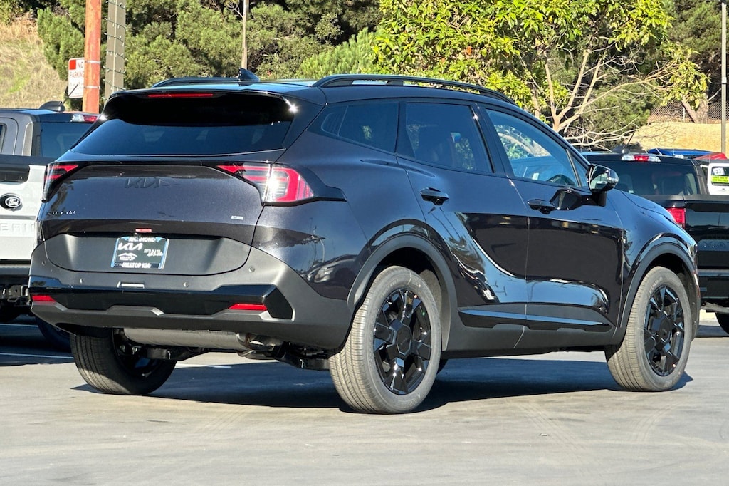 2026 Kia Sportage X-Line photo 4