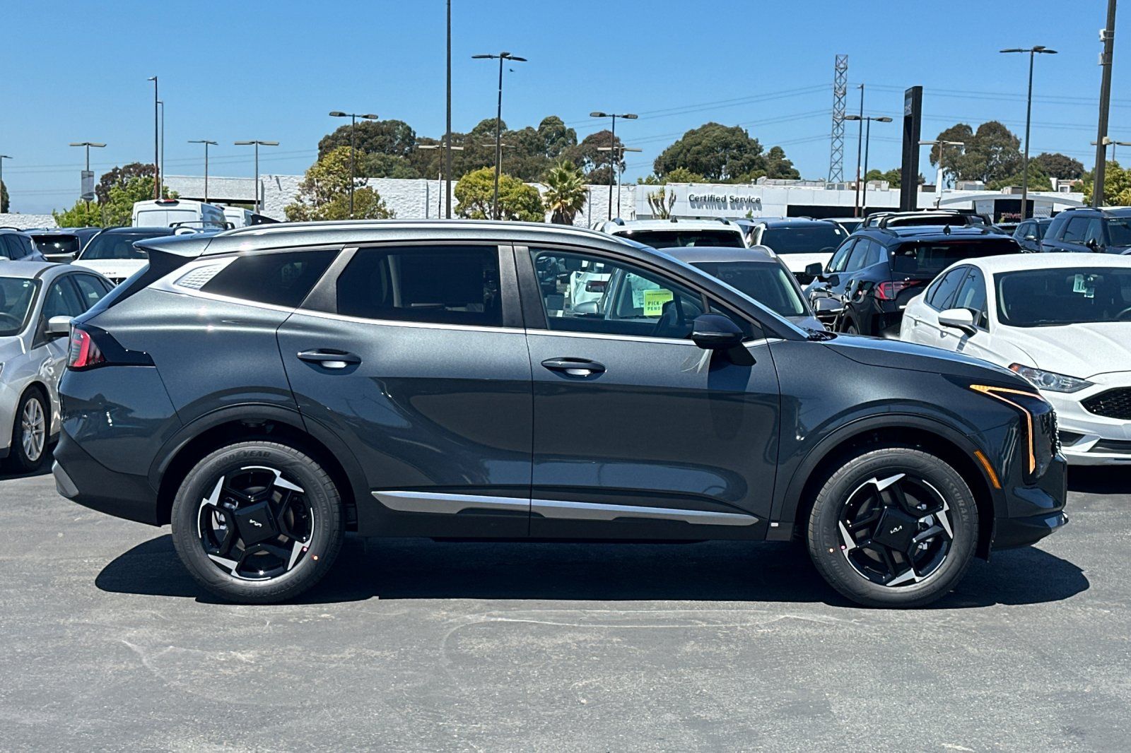 View vehicle photo 3