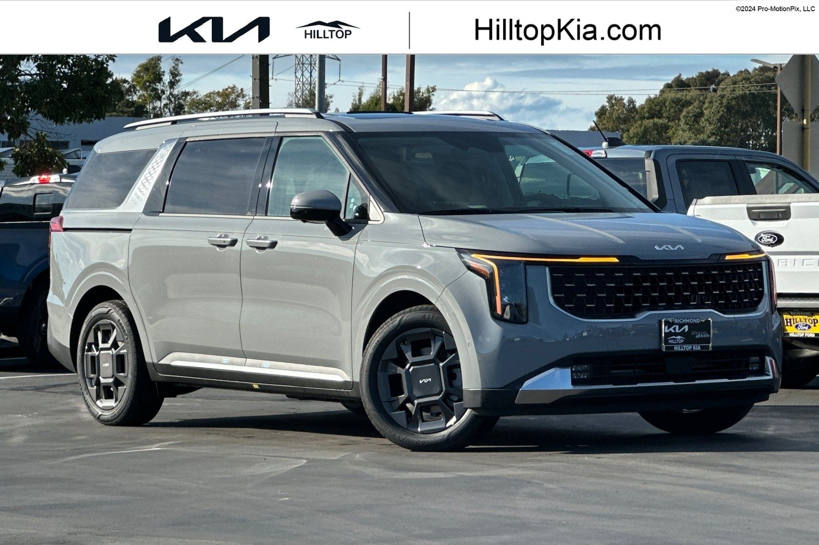 2026 Kia Carnival SX's photo