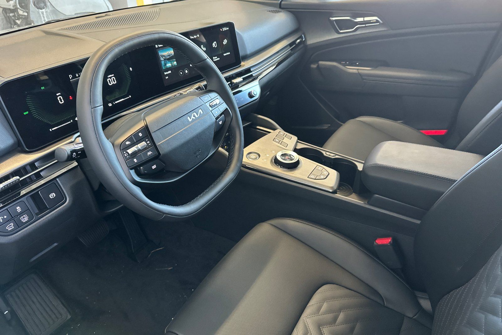 2026 Kia Sportage X-Line Hybrid - Photo 10