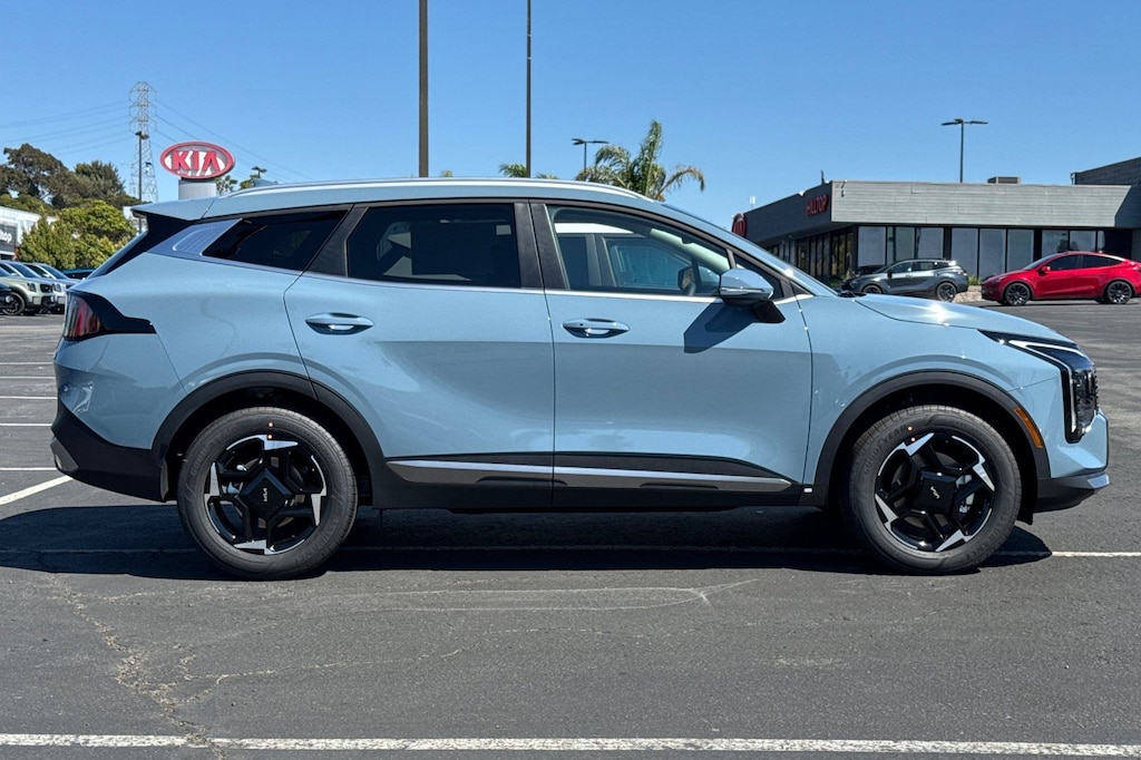 New 2026 Kia Sportage Hybrid EX SUV