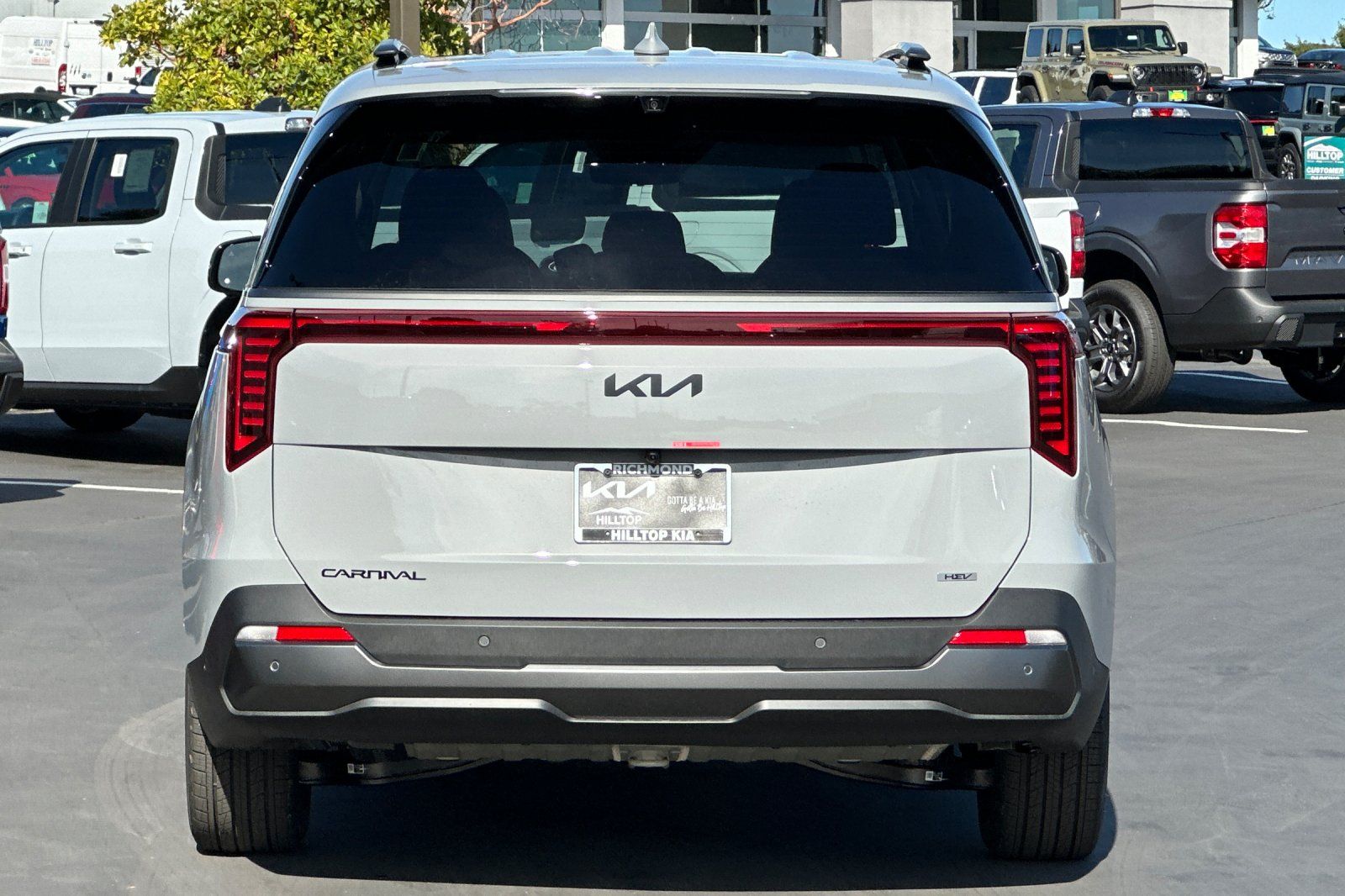 View vehicle photo 6
