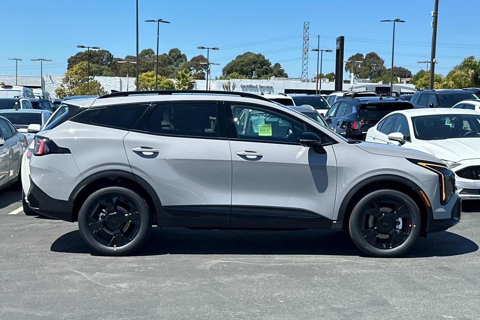 View vehicle photo 3