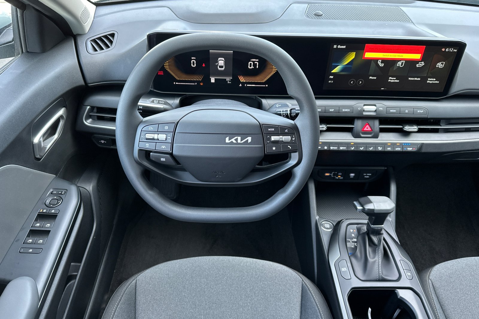 2026 Kia K4 LXS - Photo 14