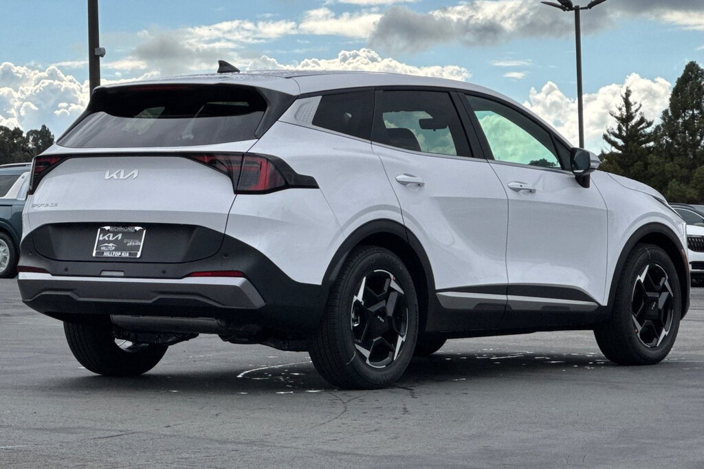 New 2026 Kia Sportage EX SUV