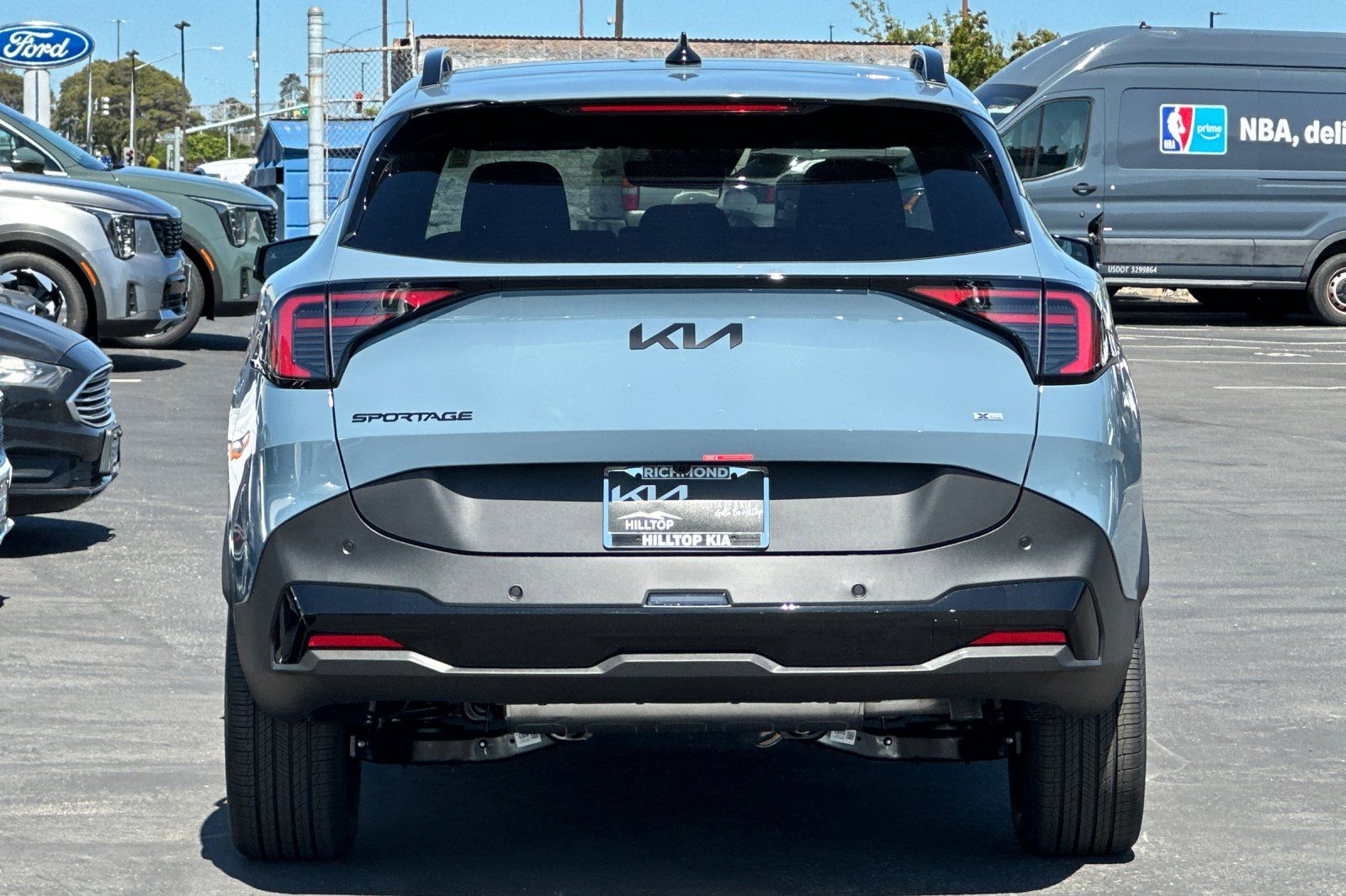 View vehicle photo 5