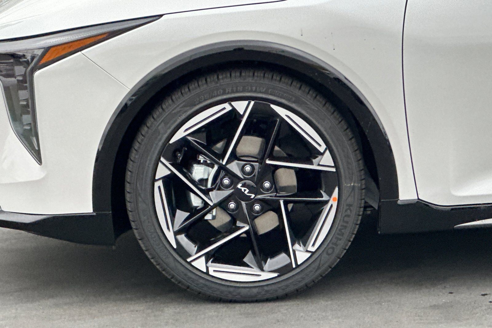 2026 Kia K4 GT-Line - Photo 24