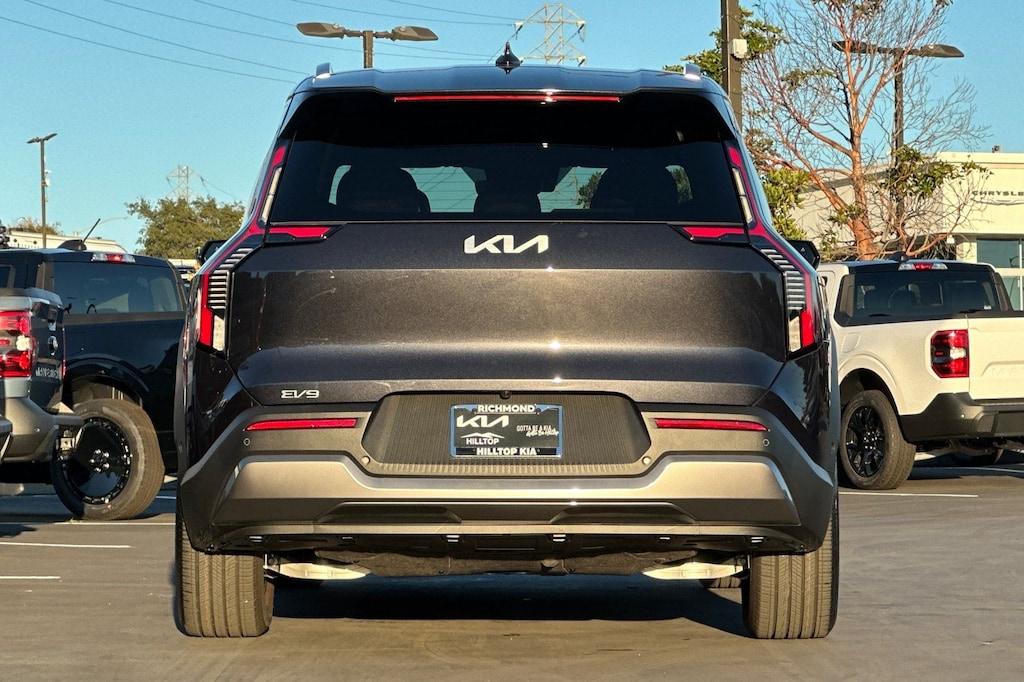 2026 Kia EV9 Wind photo 4
