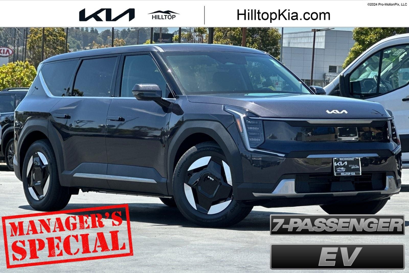2026 Kia EV9 Light L/R's photo