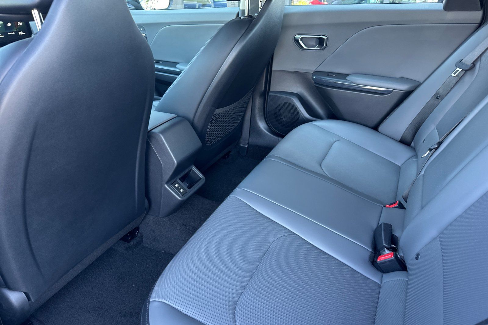 2026 Kia K4 EX - Photo 12