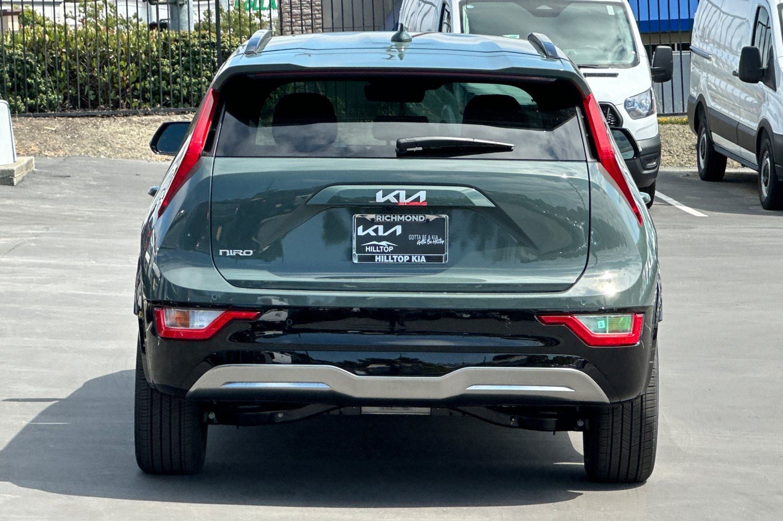 View vehicle photo 5