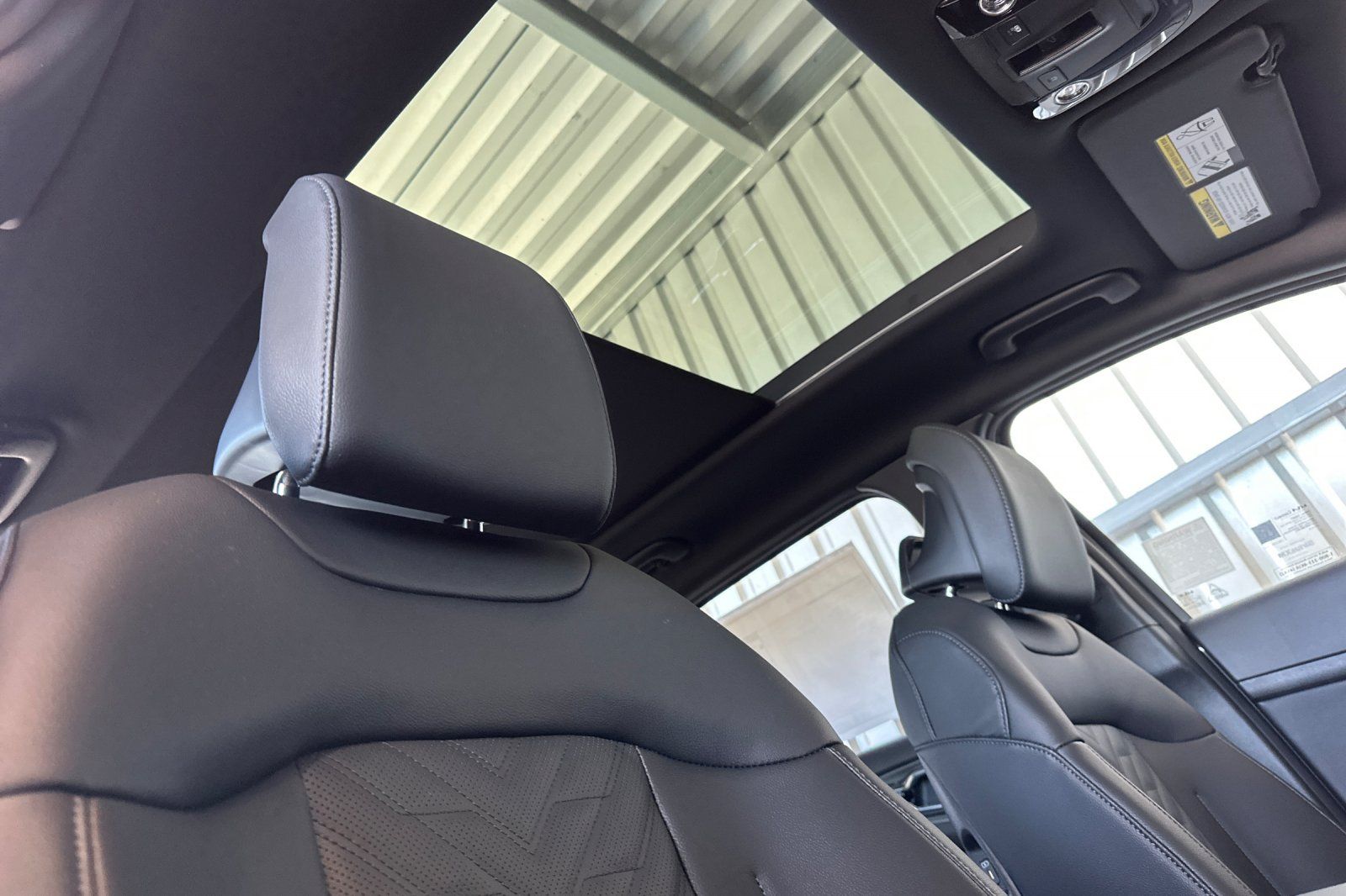 2026 Kia Sportage X-Line Hybrid - Photo 17
