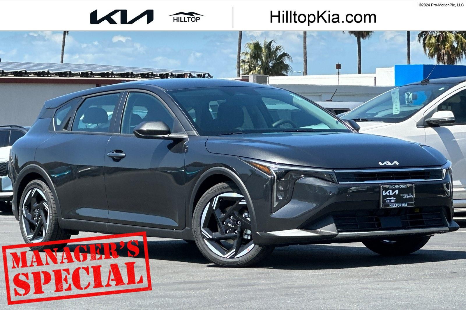 2026 Kia K4 EX AT Hatchback's photo