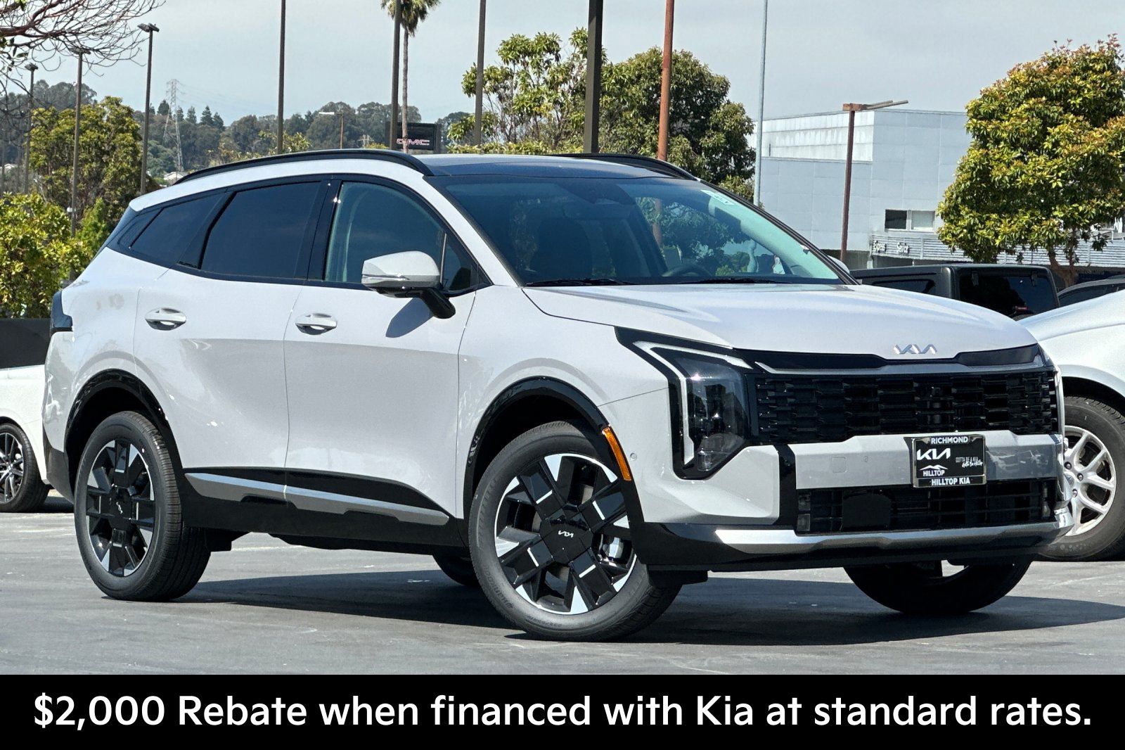 View vehicle photo 2