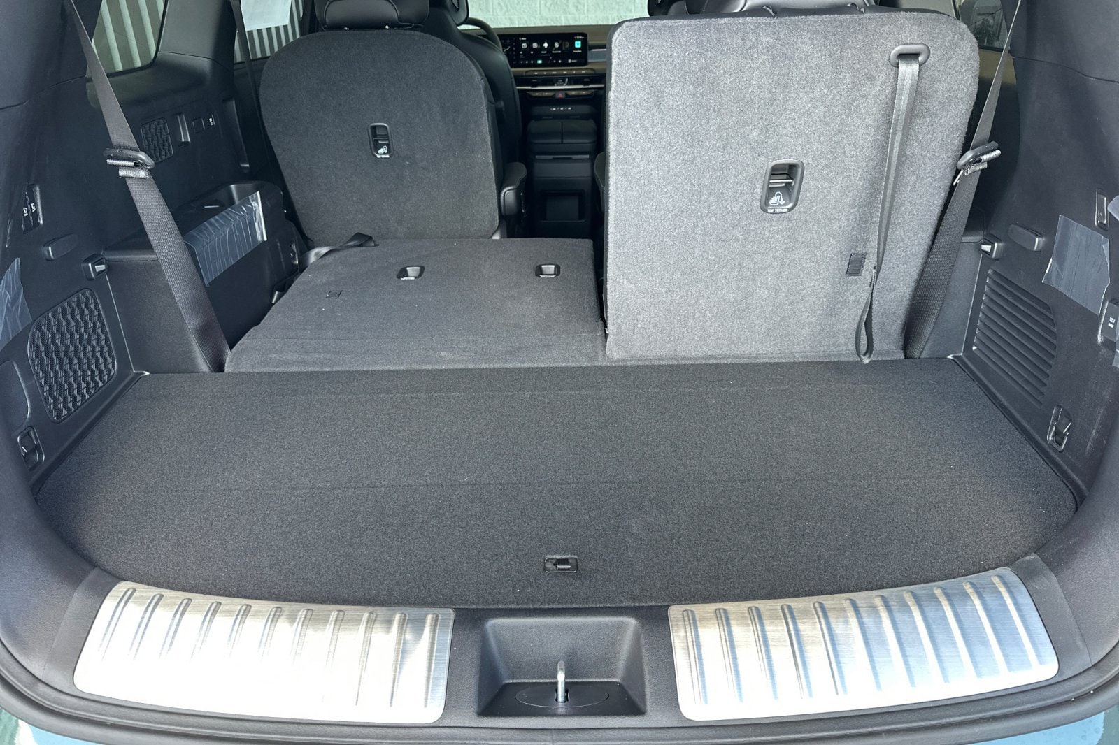 2027 Kia Telluride X-Pro SX - Photo 15