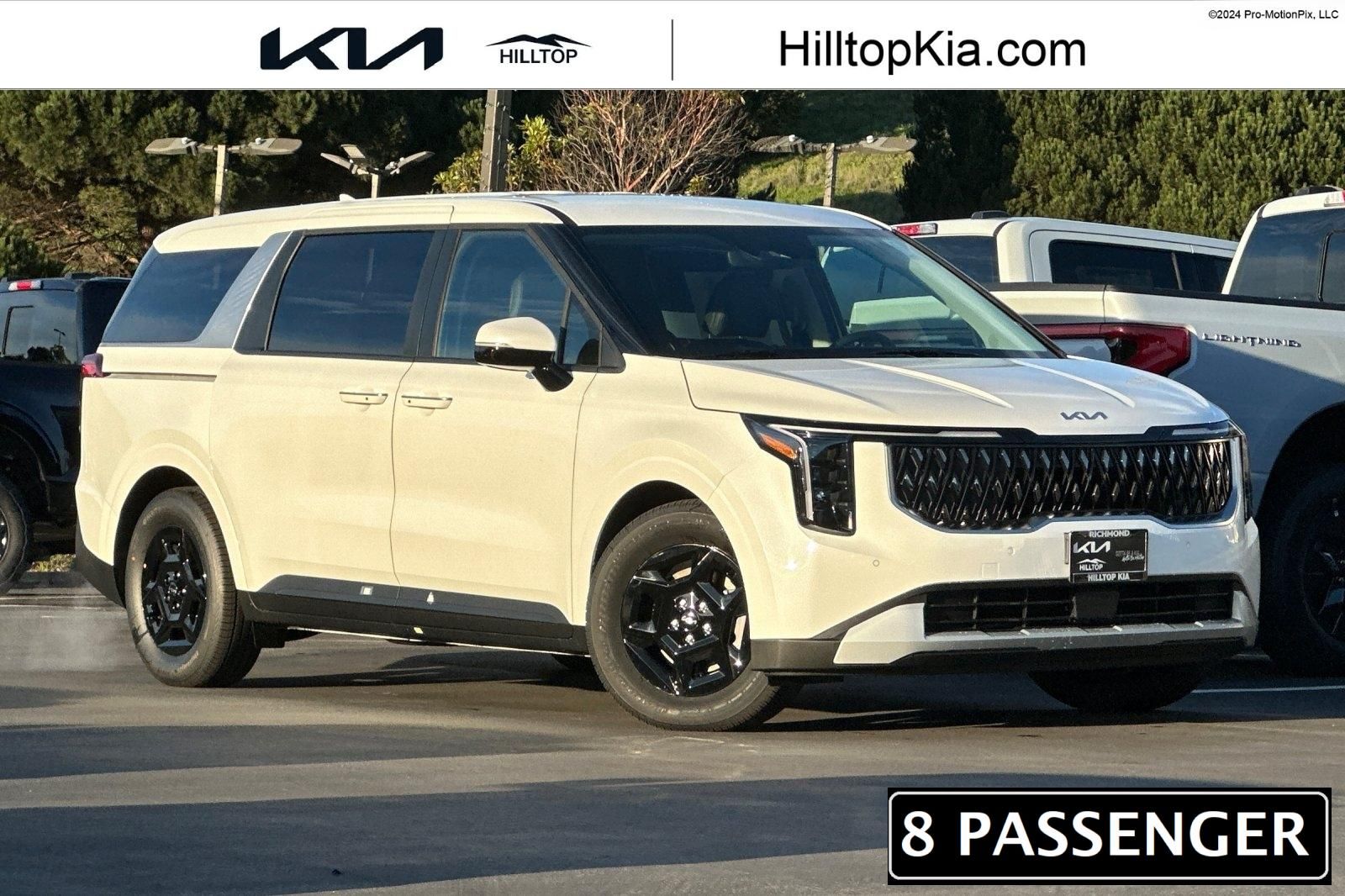 2026 Kia Carnival LXS's photo