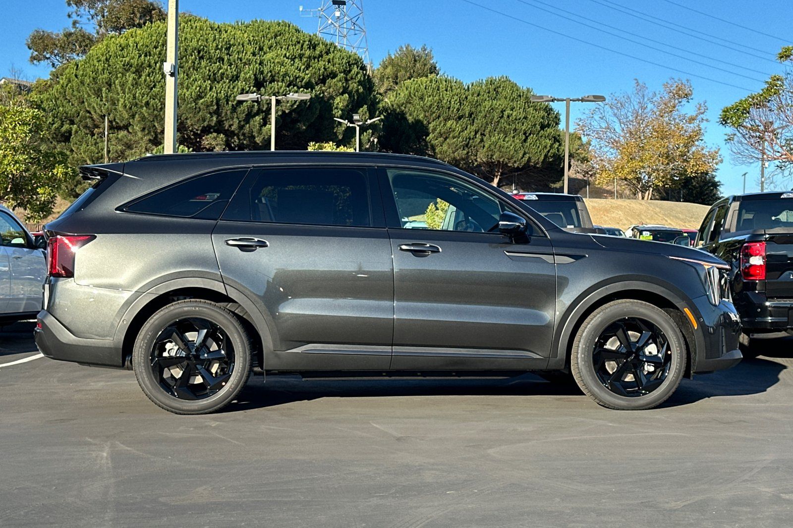 2026 Kia Sorento Hybrid SX Prestige photo 3