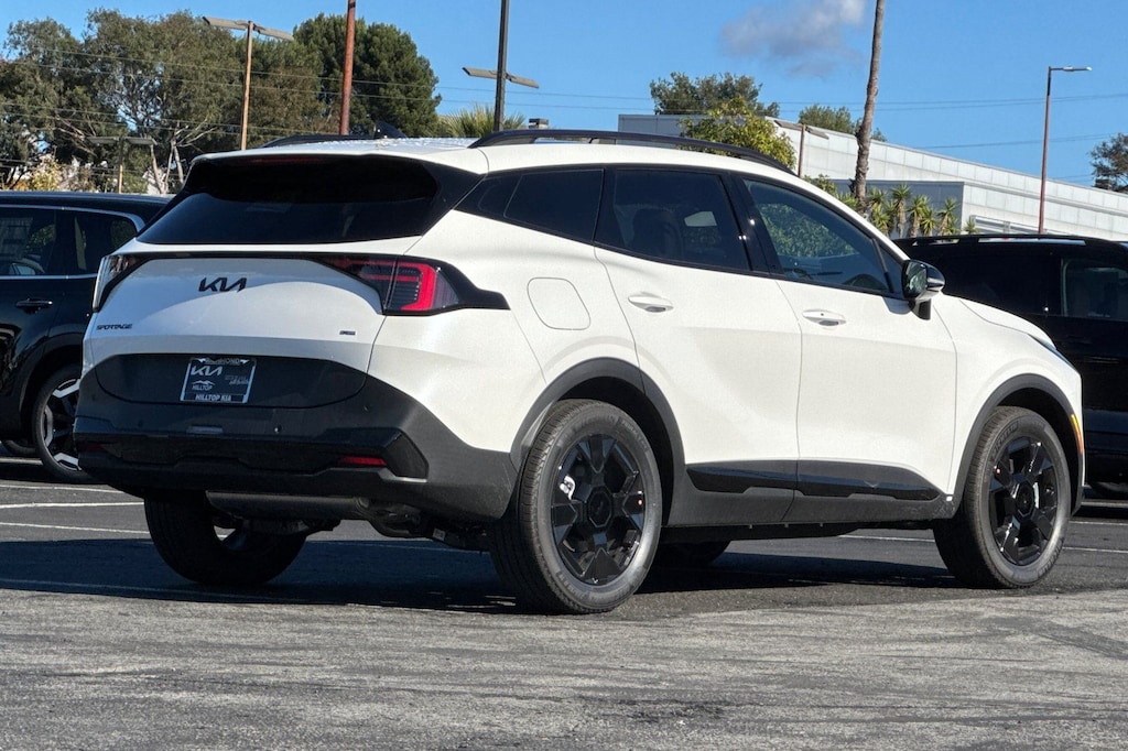 2026 Kia Sportage Plug-In Hybrid X-Line photo 2