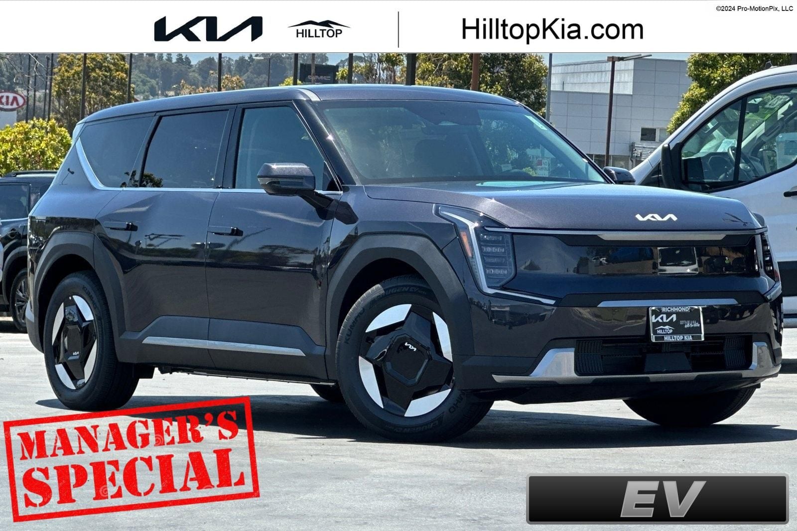 2026 Kia EV9 Light L/R's photo