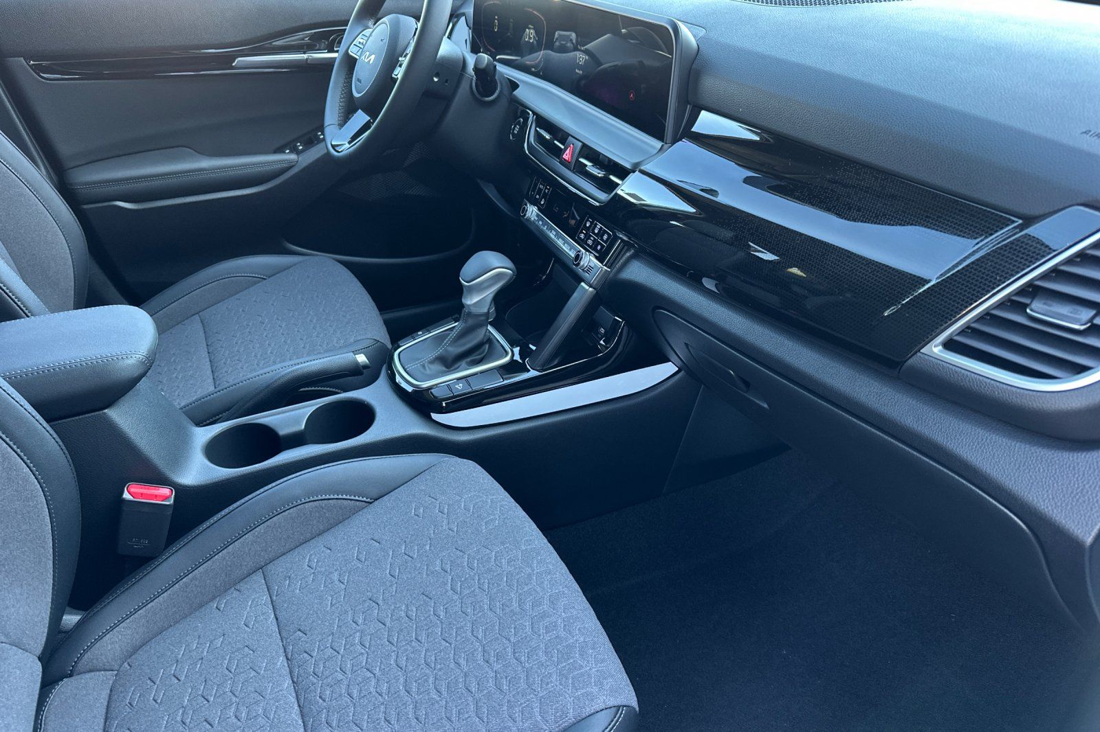 2026 Kia Seltos S - Photo 17