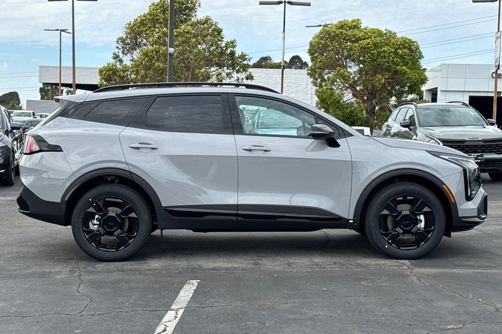 New 2026 Kia Sportage Hybrid X-Line SUV