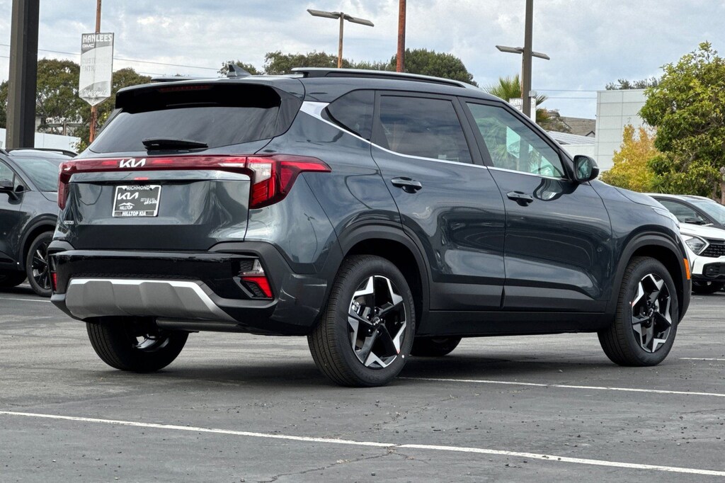 New 2026 Kia Seltos EX SUV