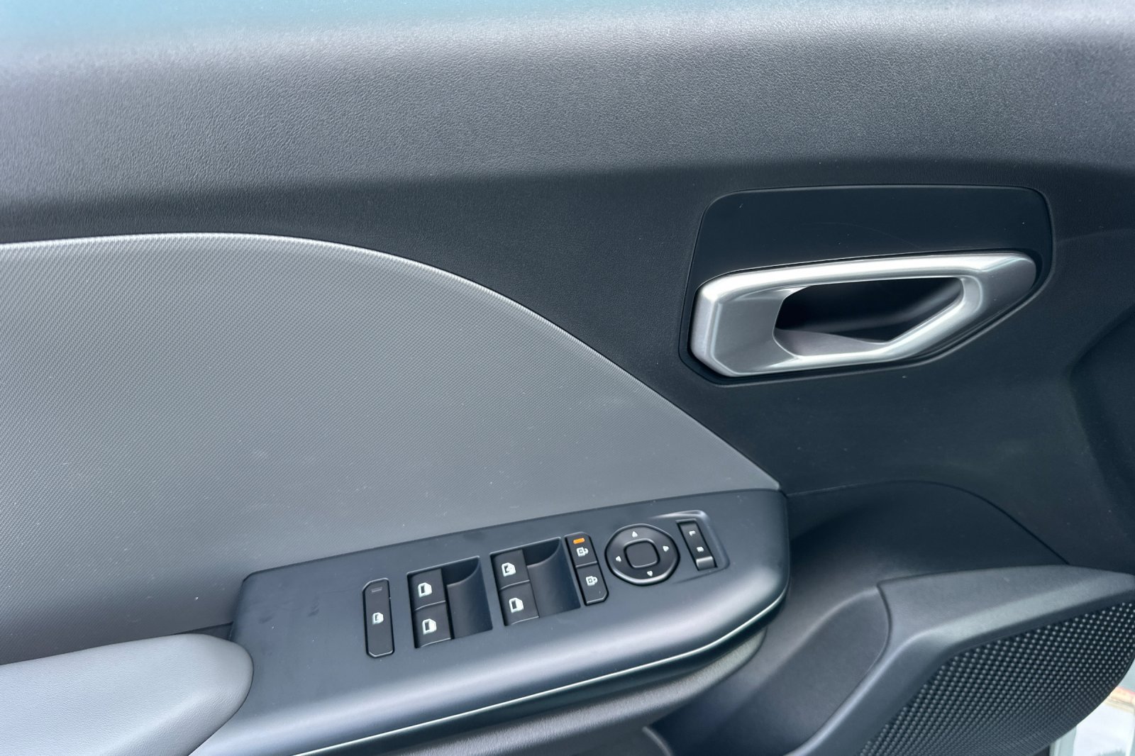 2026 Kia K4 LXS - Photo 11