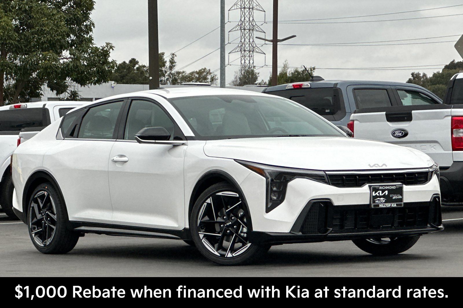 2026 Kia K4 GT-Line - Photo 2
