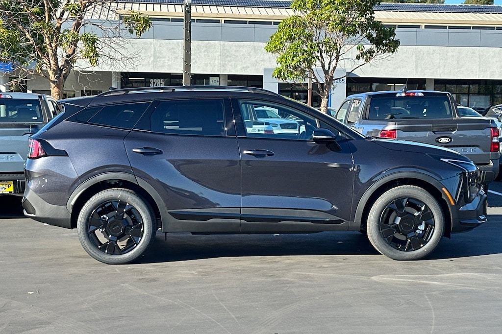 2026 Kia Sportage X-Line photo 3