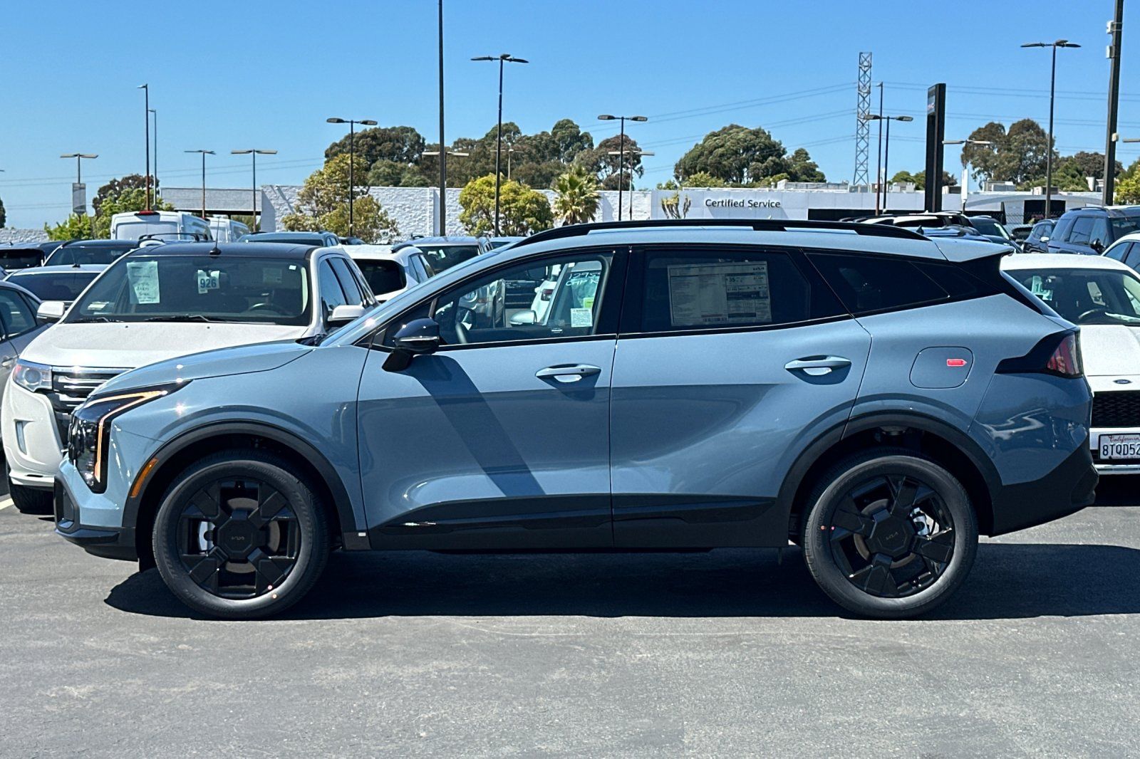 View vehicle photo 7