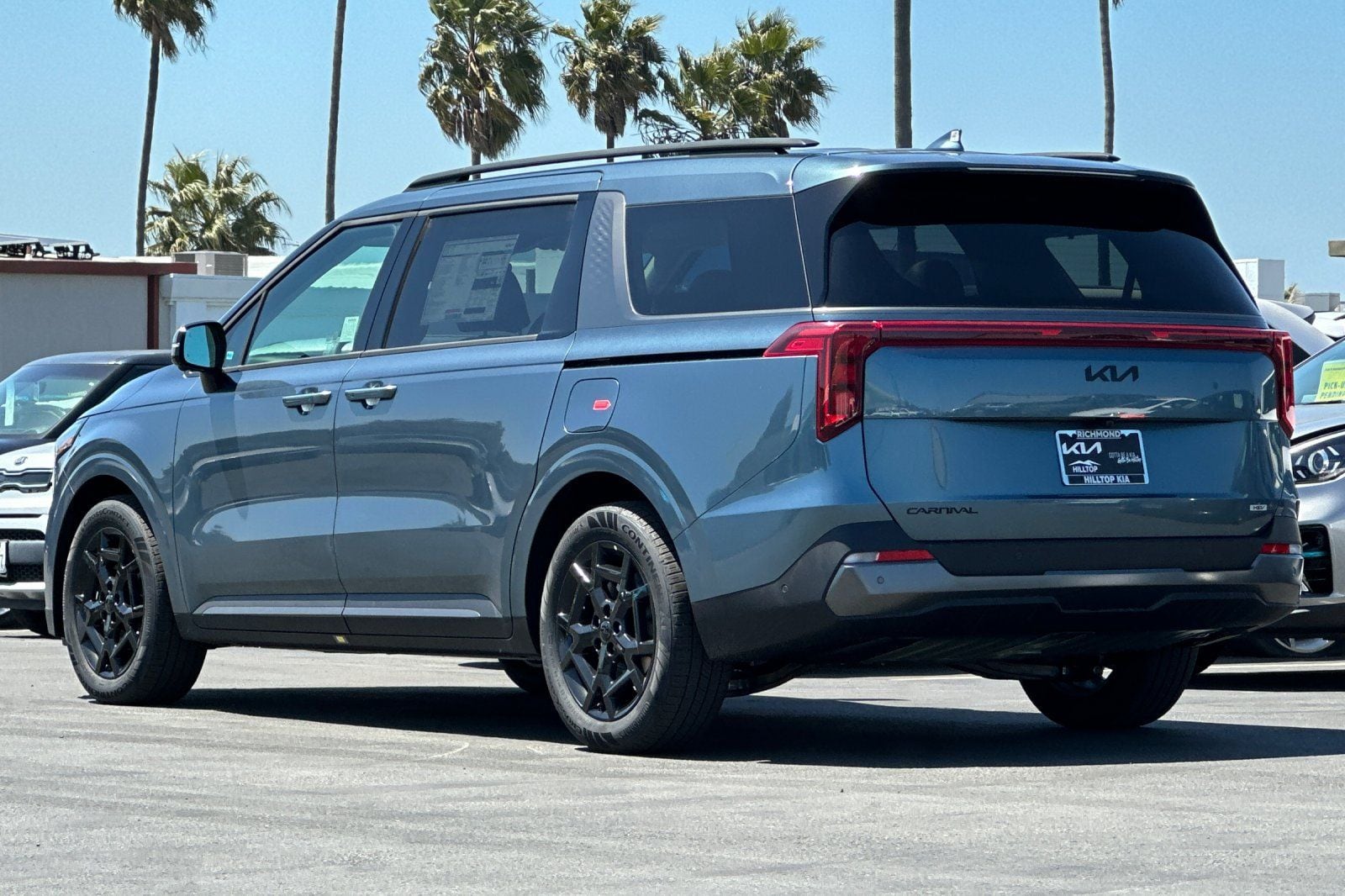 View vehicle photo 6