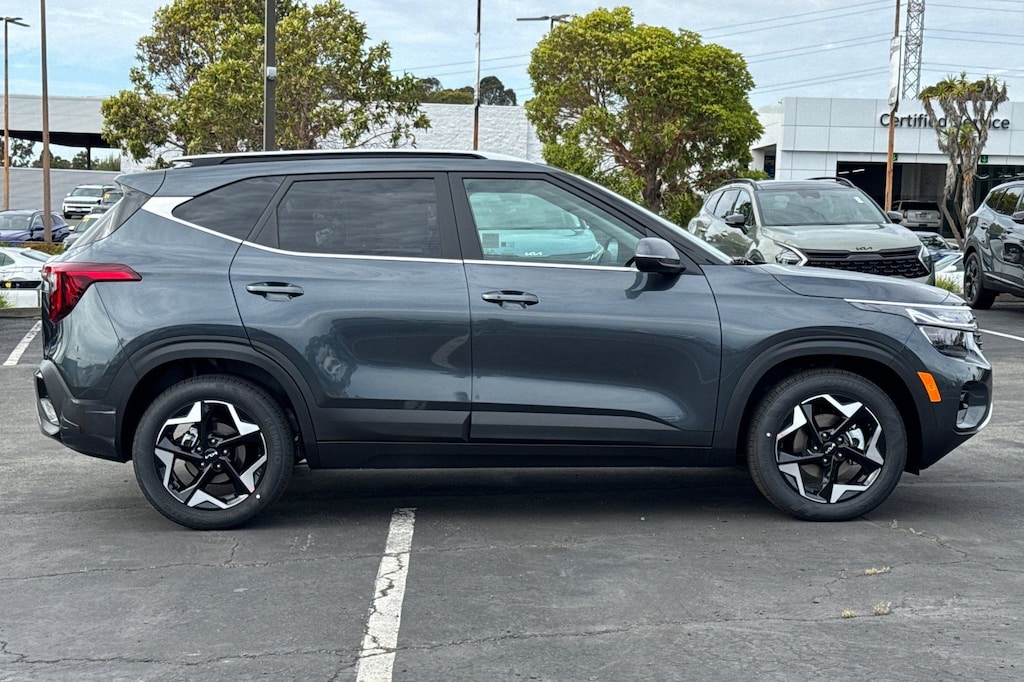 New 2026 Kia Seltos EX SUV