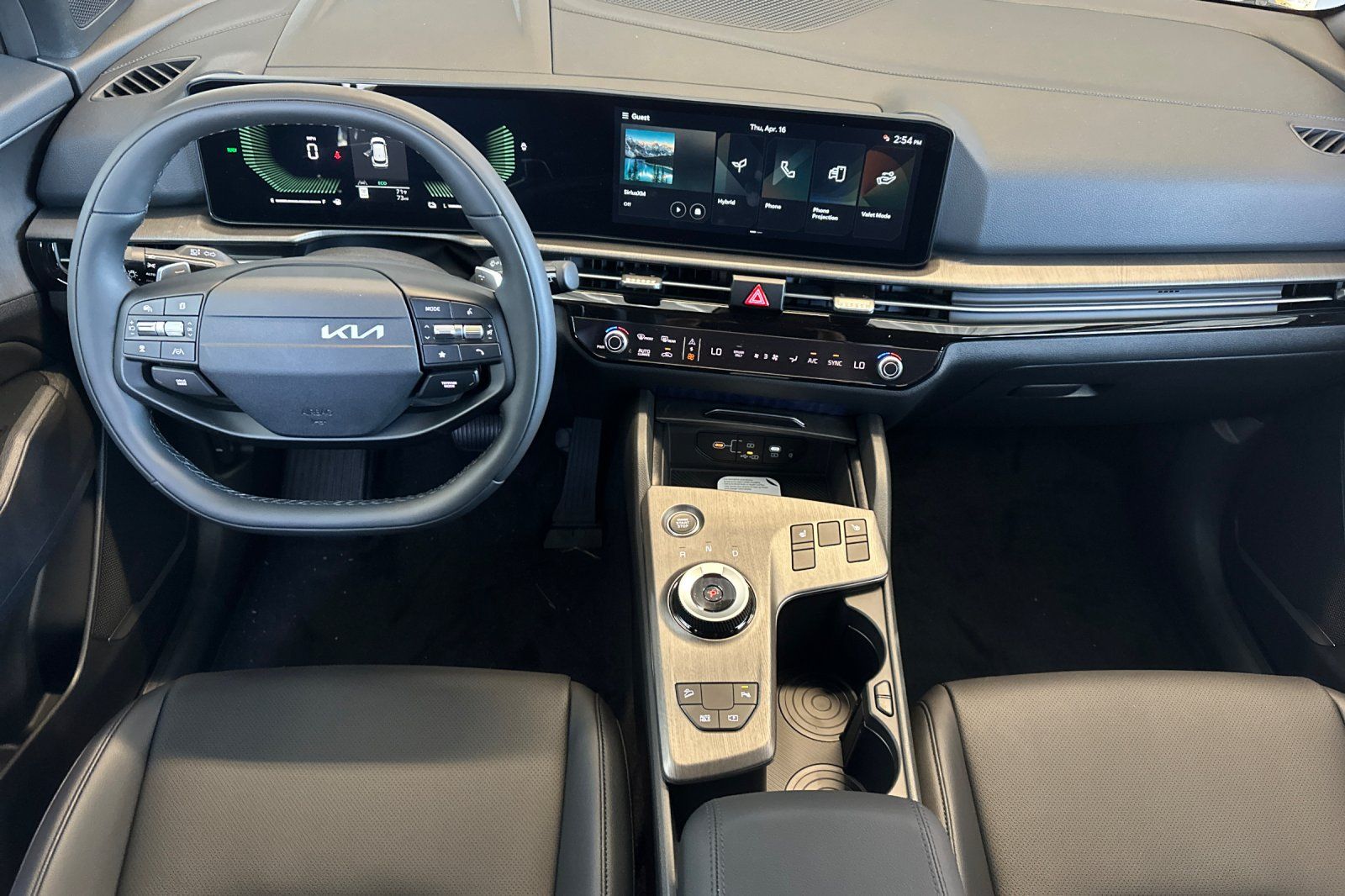 2026 Kia Sportage X-Line Hybrid - Photo 13
