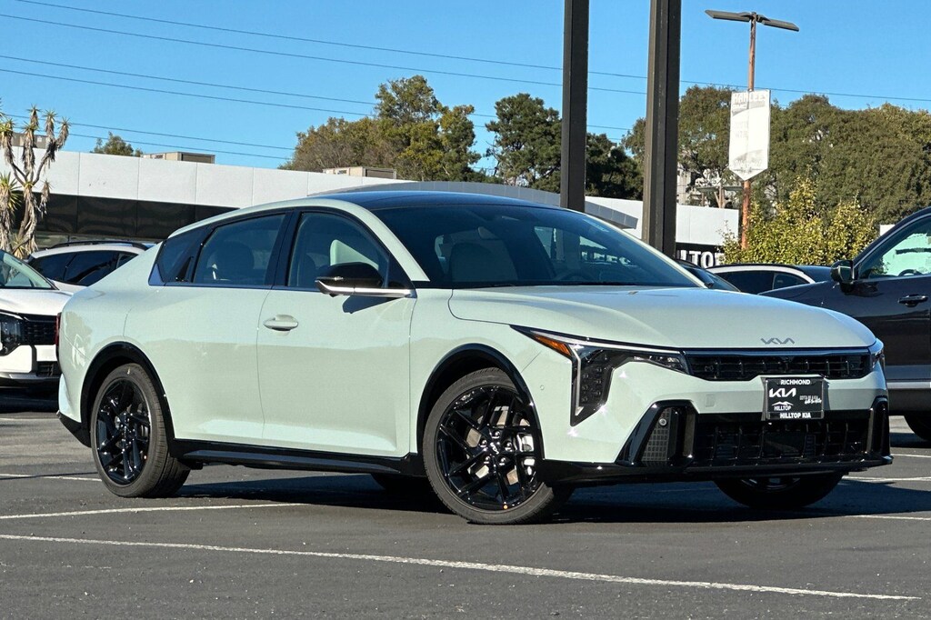 New 2025 Kia K4 GT-Line Turbo Sedan