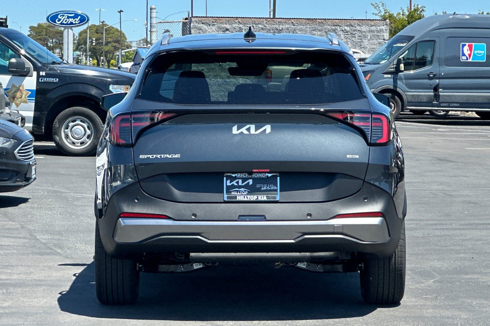 View vehicle photo 5