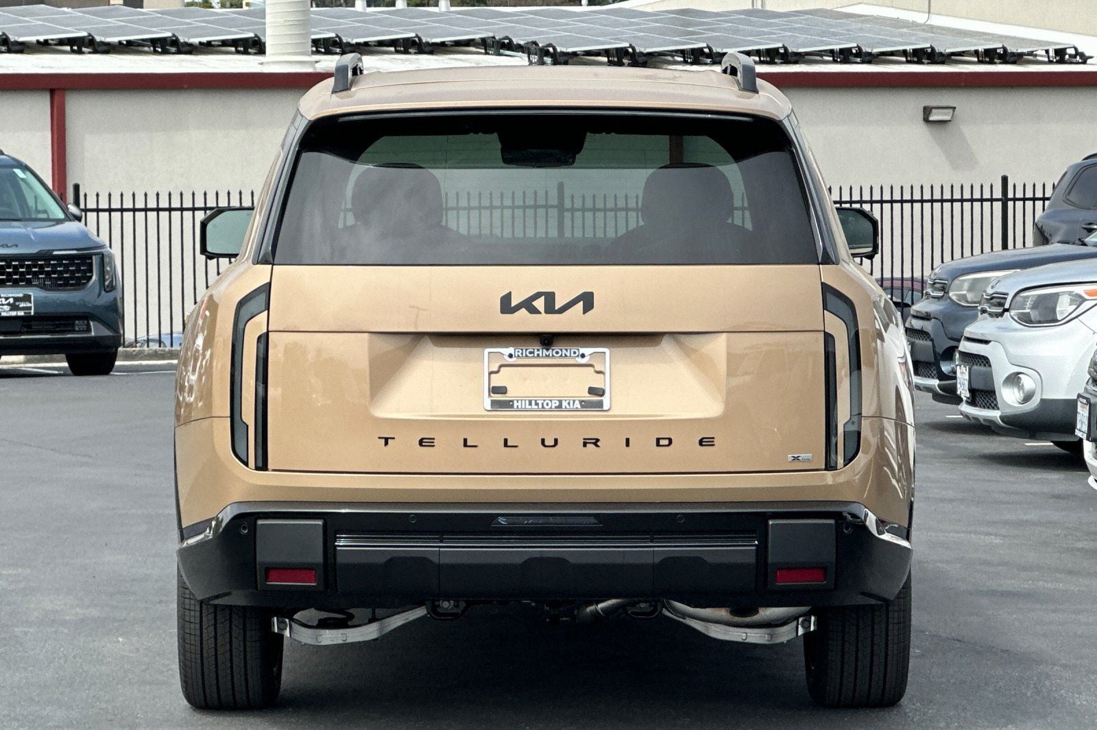 View vehicle photo 5