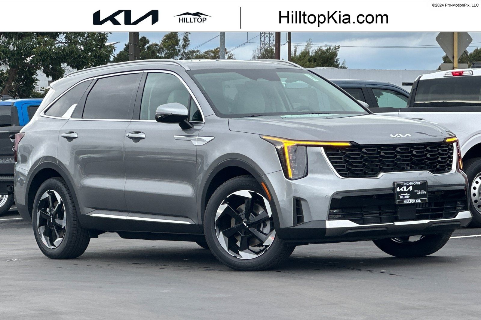 2026 Kia Sorento EX Hybrid's photo