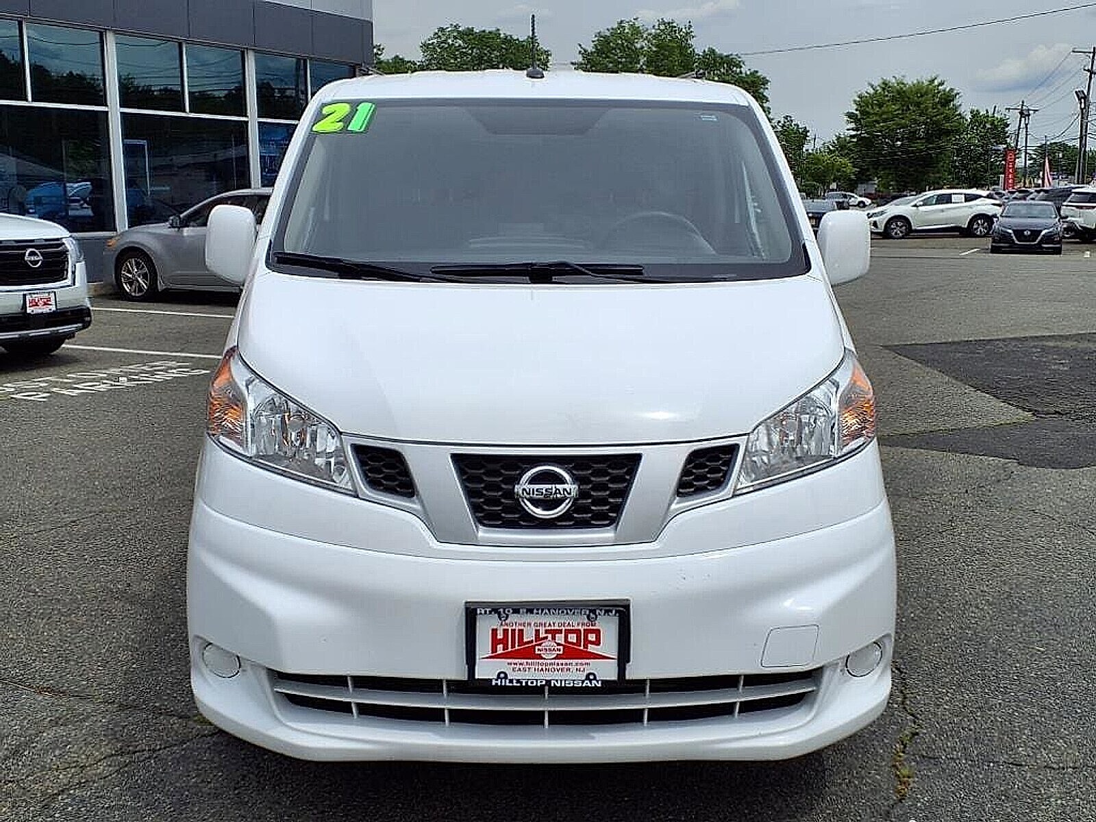 2021 Nissan NV200 SV photo 2