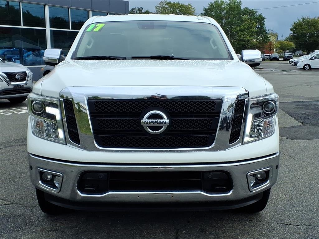 Certified 2017 Nissan Titan SL 4x4 SL  Crew Cab
