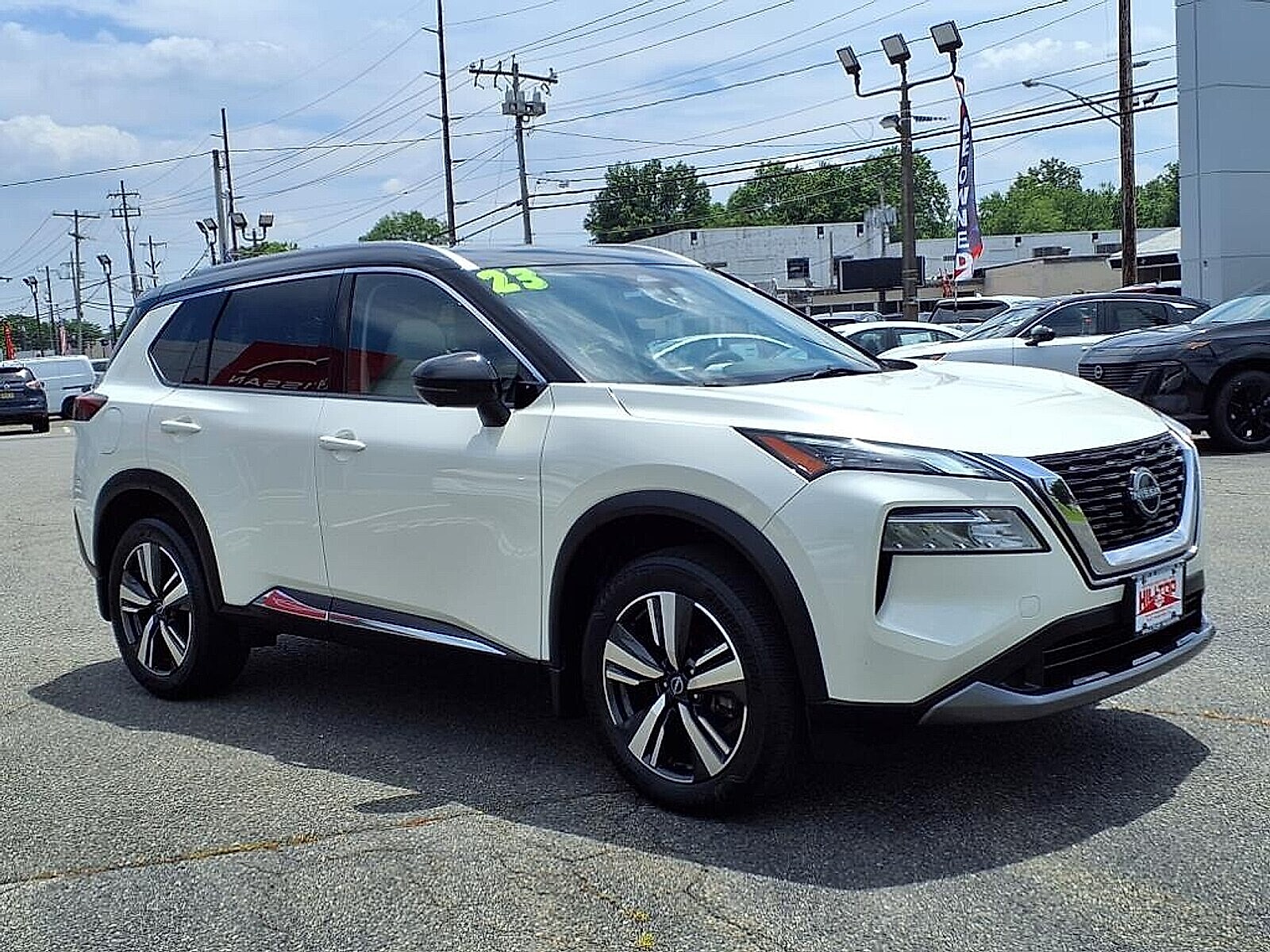 2023 Nissan Rogue SL photo 3